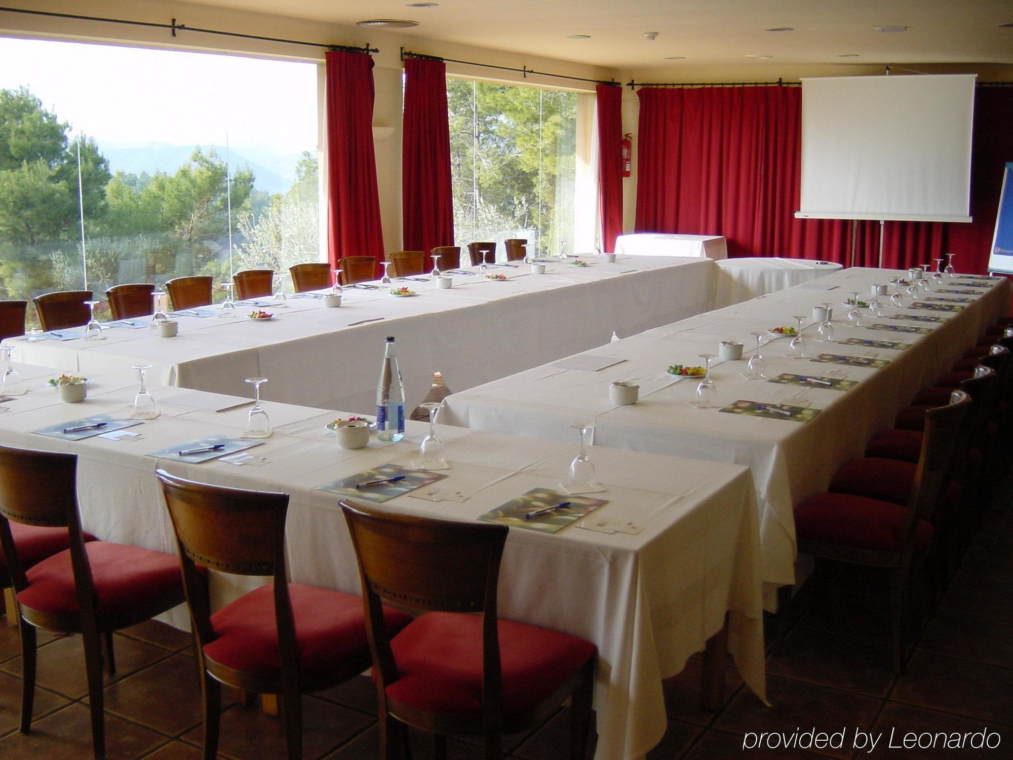 Hotel Golf Can Rafel Corbera de Llobregat Bekvämligheter bild